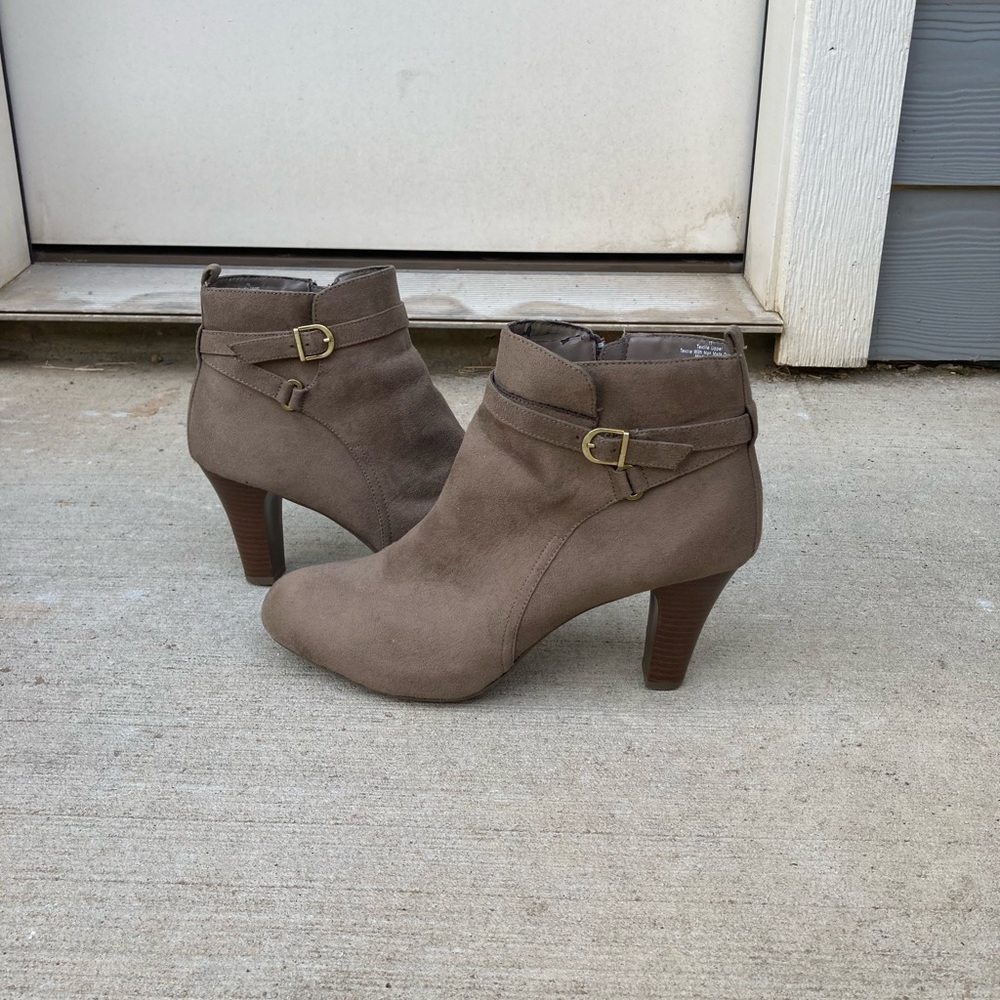 Merona Size 11 Suede Heeled Booties